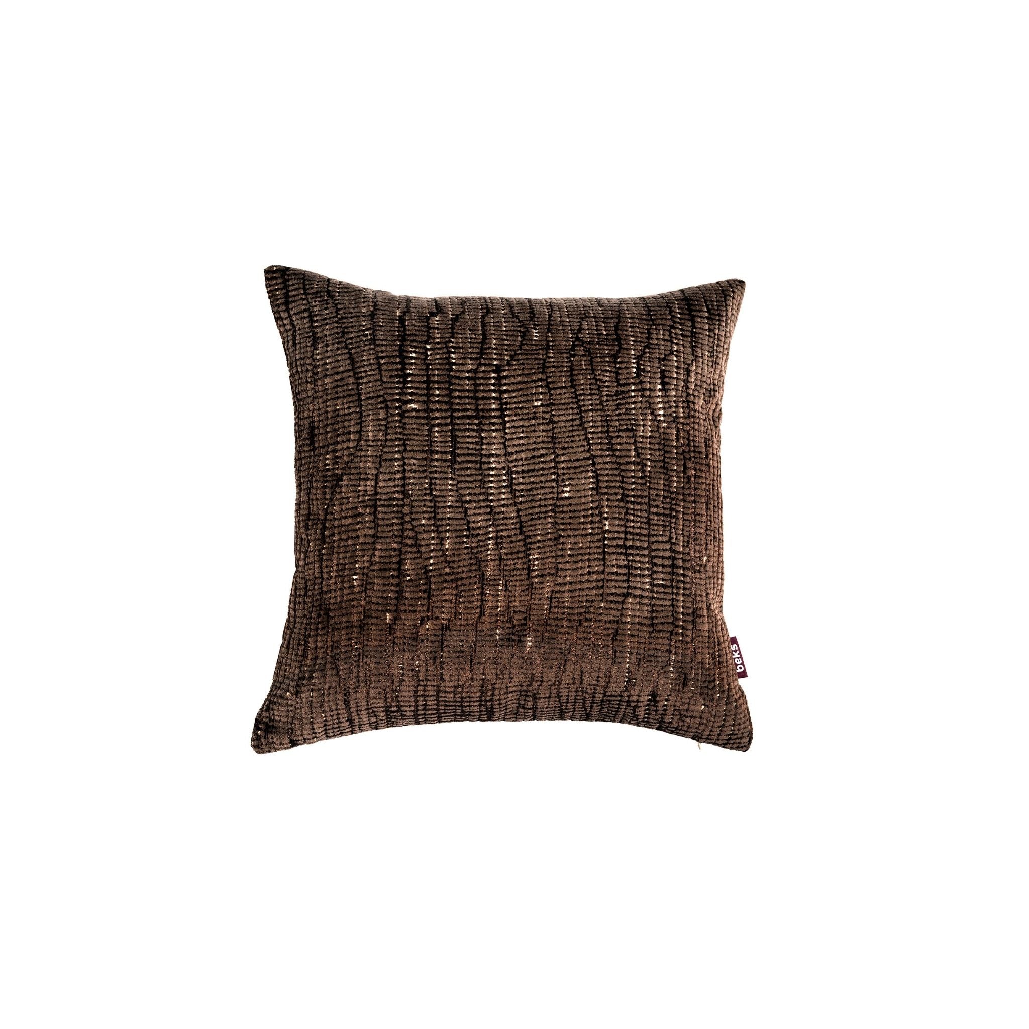 Vierkant roze sierkussen Mason 45x45 cm met grafisch chenille patroon op aubergine ondergrond, Studio Beks