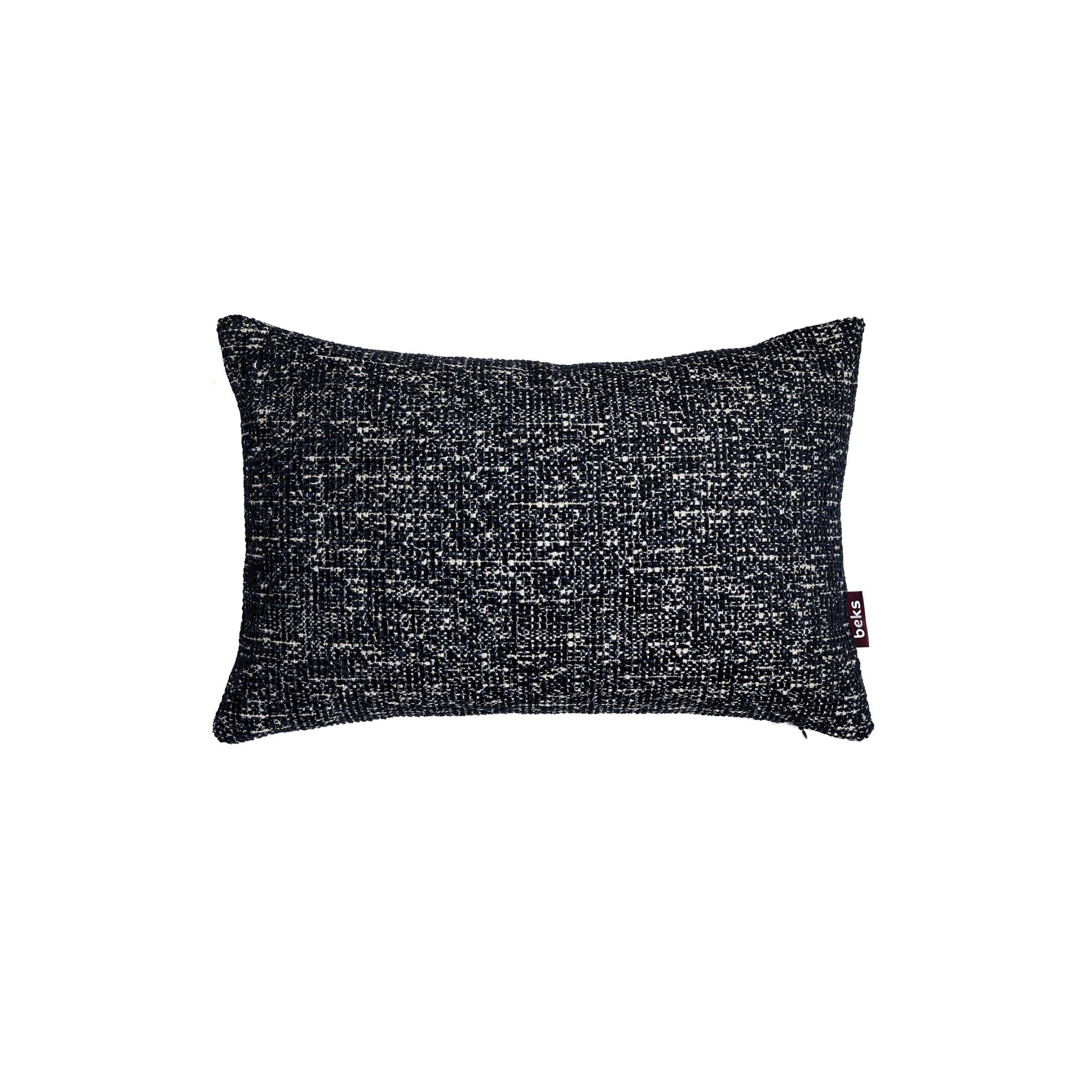 Langwerpig blauw sierkussen Ted 30x45 cm van grove tweedachtige bouclé met donkerblauw en crème-wit, Studio Beks
