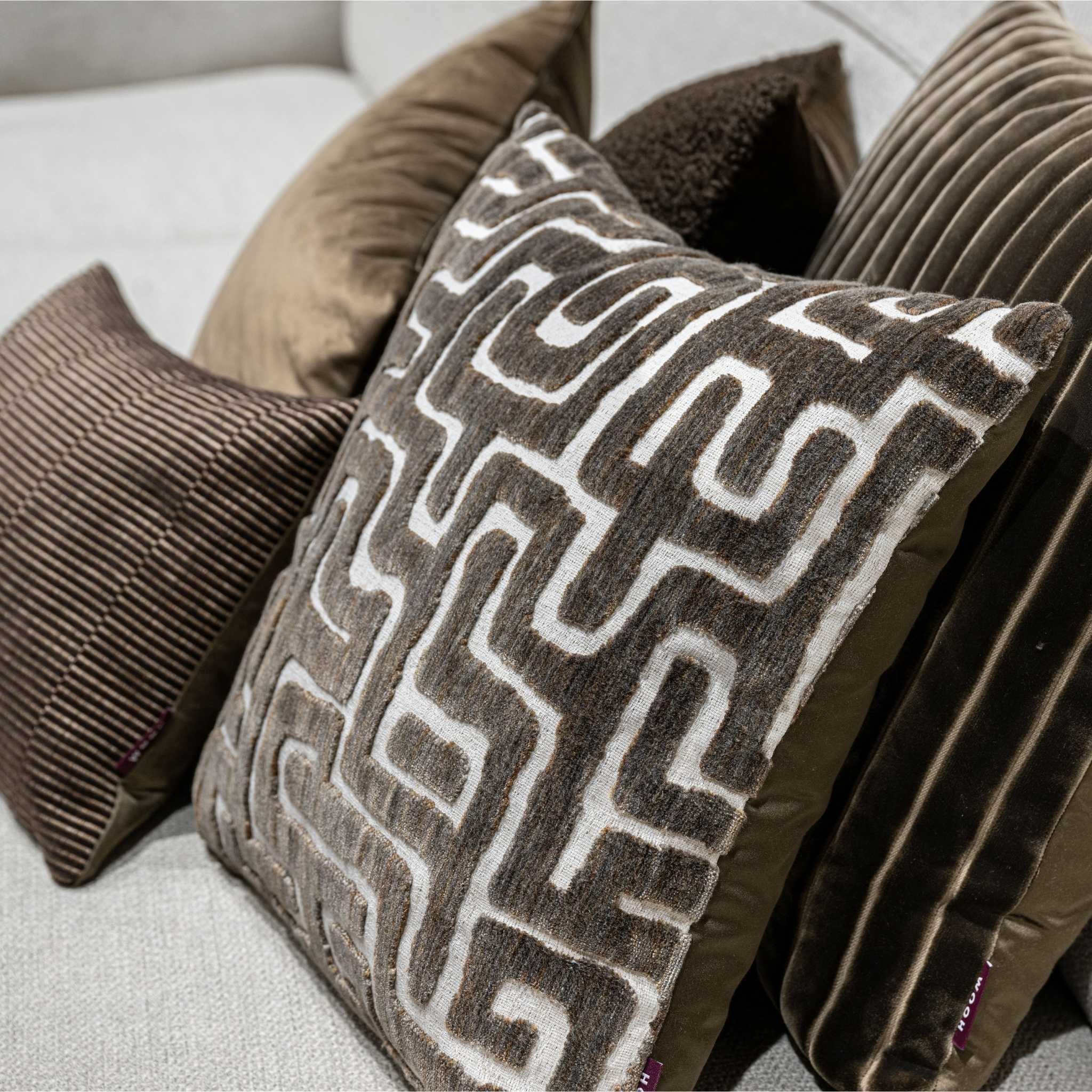 Sierkussen Mara - Bruin 50x50 cm