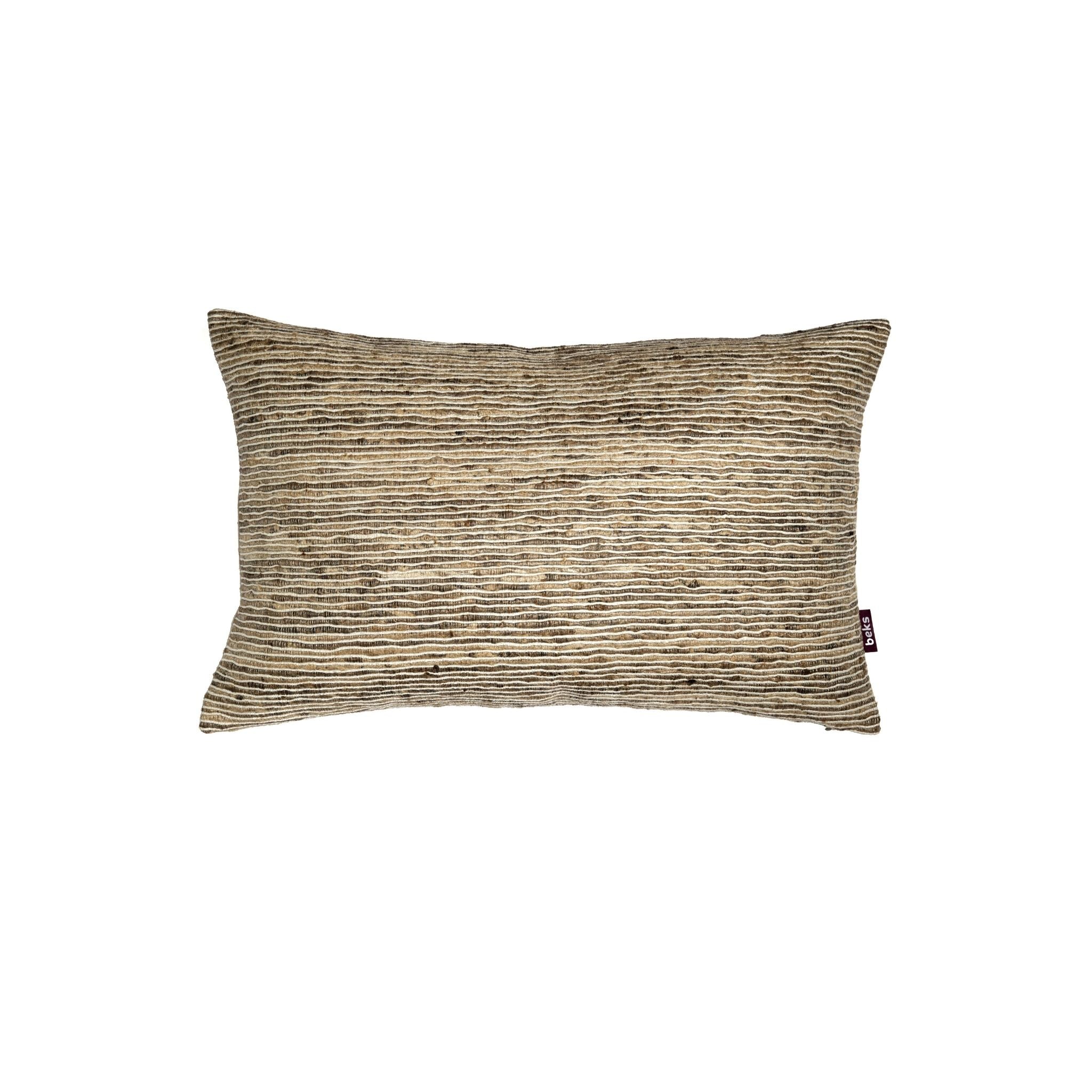 Langwerpig taupe sierkussen Tjeu 40x60 cm met horizontale touwstructuur, Studio Beks
