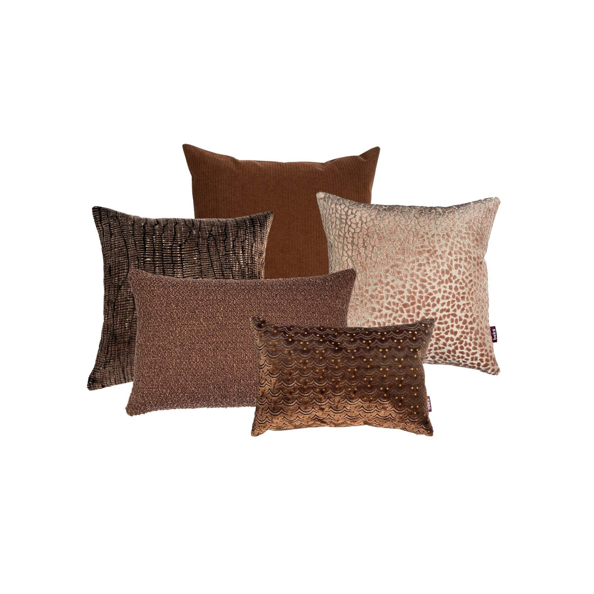 Luxe sierkussenset met Sef, Lexi, Mason, Bowi en Manou in warme rood-, roze- en auberginetinten van Studio Beks.